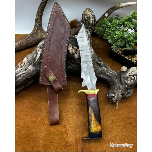 Couteau Bowie RITE EDGE lame en acier damas 256 couches : pices unique manche en bois ref NBC41