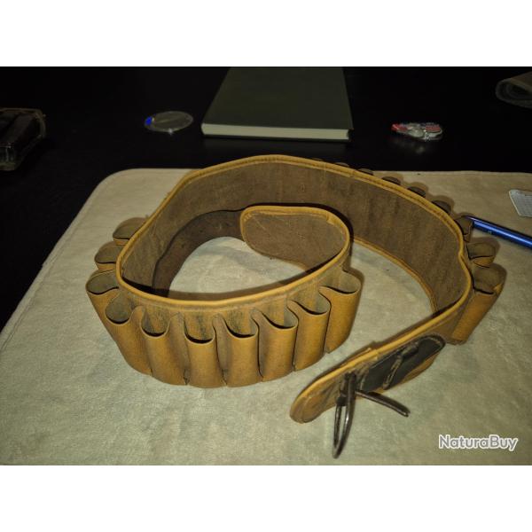 Cartouchiere de chasse calibre 12