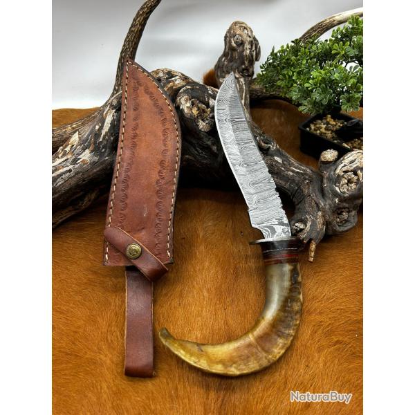 Couteau Bowie de chez RITE EDGE lame acier damas 256couches: manche en corne de blier ref NC44