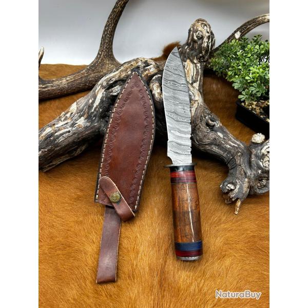 Couteau Bowie de chez RITE EDGE lame acier damas 256couches: manche en bois ref NBC44