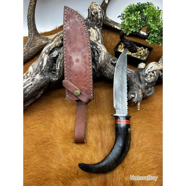Couteau Bowie RITE EDGE lame acier damas 256couches: manche en corne de blier ref C2