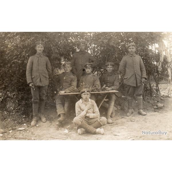 CPA -un groupe Soldat Allemand -N�4083