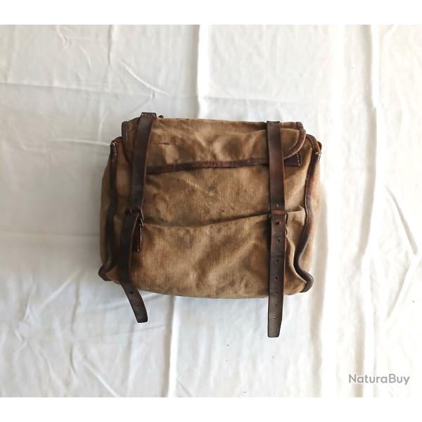 Equipement - FR266240a  Sac inf�rieur mod�le 1935