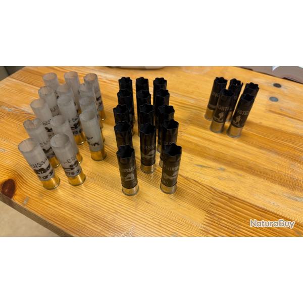 Vends lot de cartouches cal 12 amorces percutes srigraphie gibier d'eau.