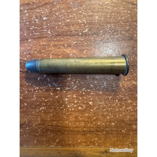 Une cartouche calibre 40-82 win