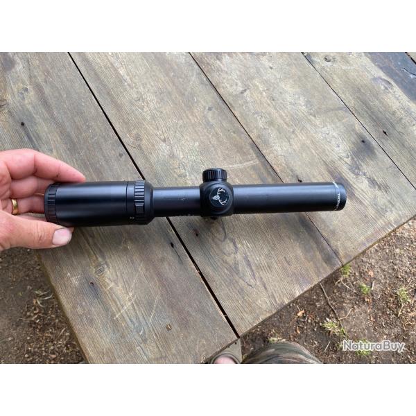 Lunette battue Bushnell trophy xlt 1-4x24