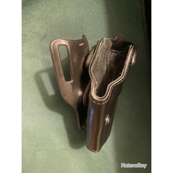 Holster police pour sig sauer sp 2022