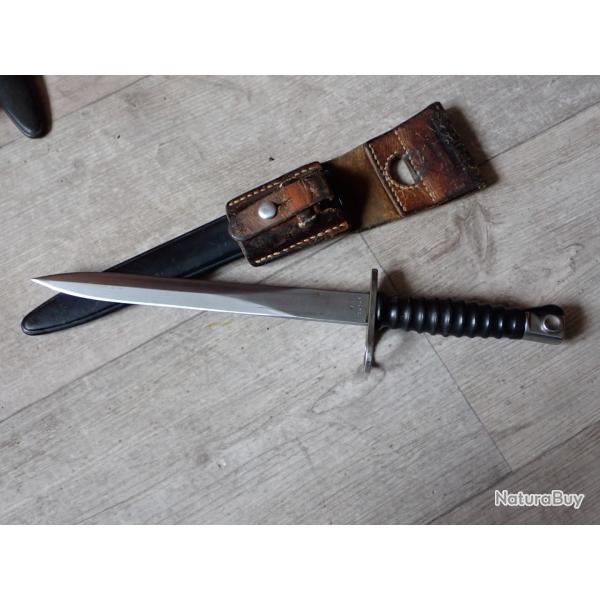 V 185484 Ba�onnette Suisse FASS 57 + porte fourreau