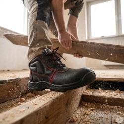 Chaussure s&eacute;curit&eacute; shock cuir noir ISO20345 norme S3 &agrave; 47