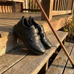 Baskets cuir scratch double velcro Strech semelle PVC