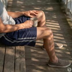 Short Flottant marine gris 100 coton 3 poches taille &eacute;lastique