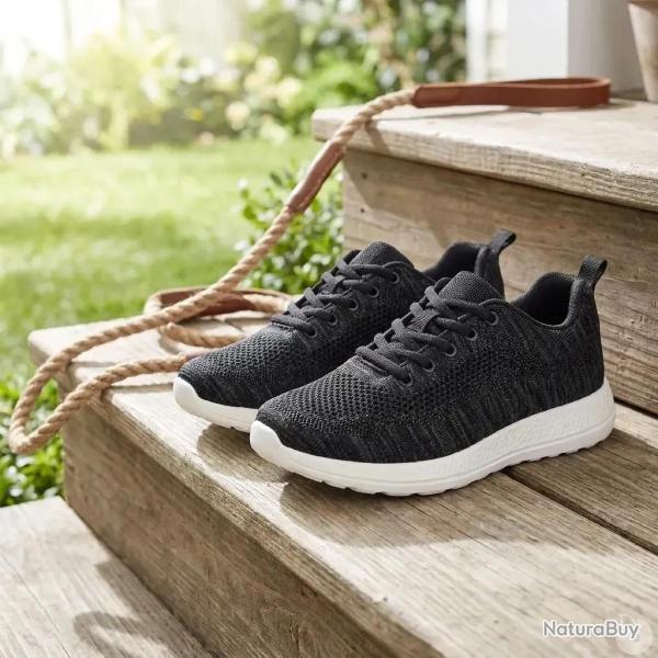 Baskets � lacets noires textile dessus et int�rieur du 37 au 42 39