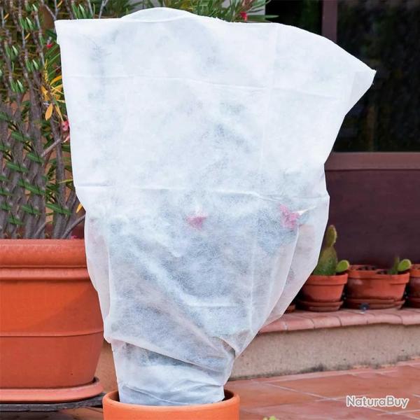 Couverture v�g�tale non tiss�e 1x1,5m protection plantes