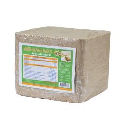 Lot de 4 Blocs de Sel enrichi en min&eacute;raux pour Grand gibier 10kg