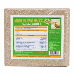 Lot de 4 Blocs de Sel enrichi en min&eacute;raux pour Grand gibier 10kg
