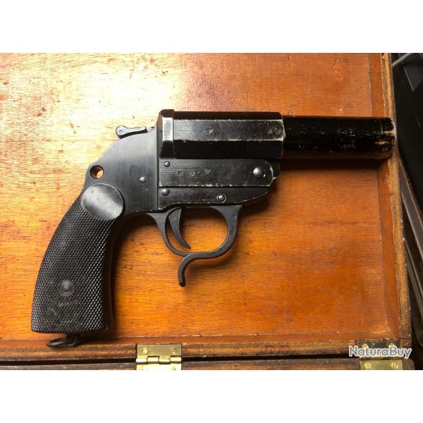 pistolet lance fusee