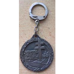 Porte-cl&eacute;s souvenir de l'inauguration du m&eacute;morial Charles De Gaulle