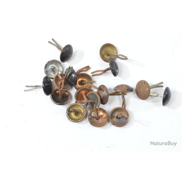 Rivet x 1 de casque Tch�que Tch�coslovaque VZ28 VZ30 VZ32 d�fense passive