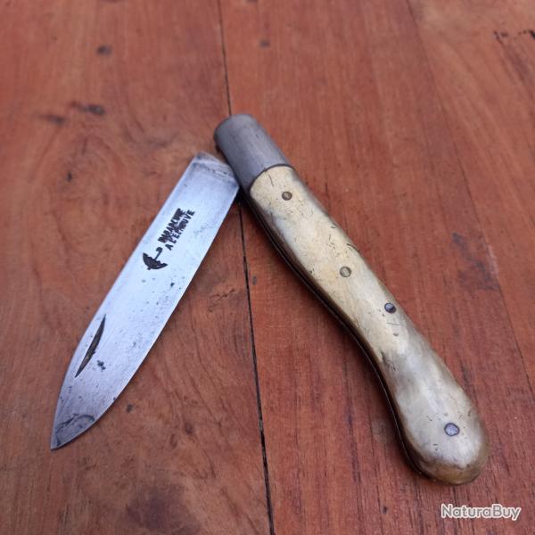 Ancien Couteau R�gional AURILLAC PARAPLUIE � L �PREUVE Manche en Corne