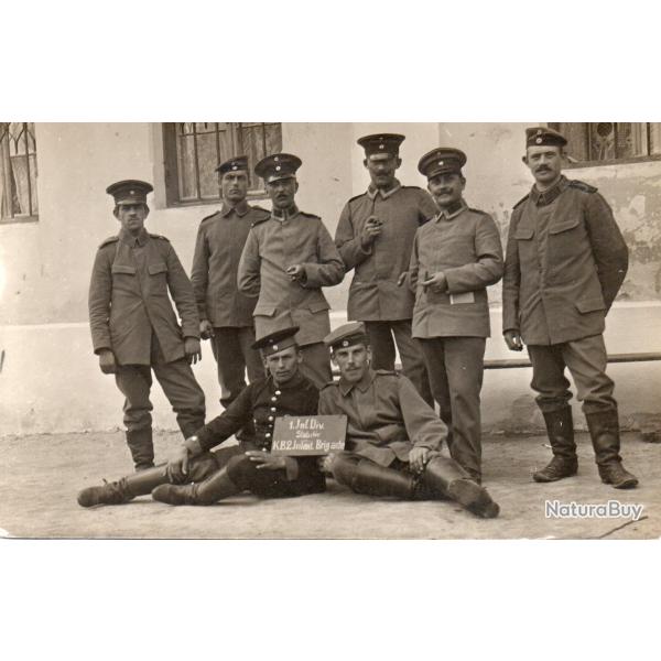 CPA -  Un Groupe Soldat Allemand - N�4105