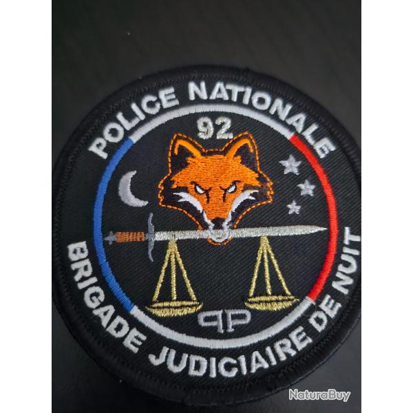 Lot d'cussons de collection Police en tissus