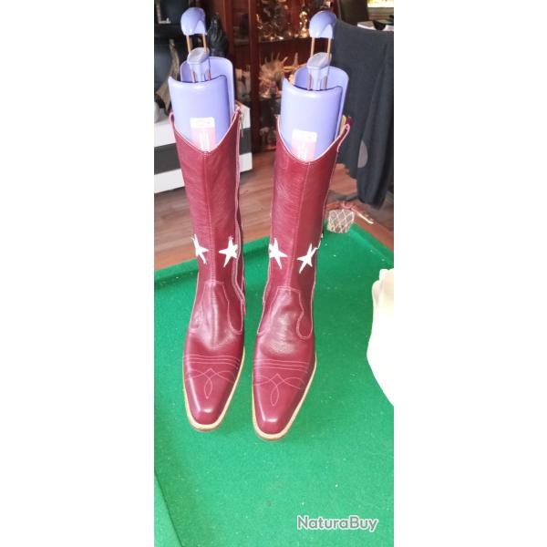 Paire de bottes femme type santiags T43/44