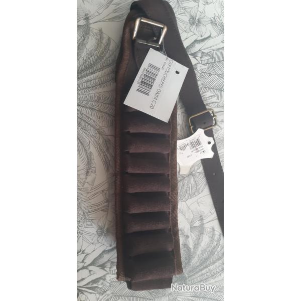Trs belle cartouchire neuve cal 20 tout en cuir et daim neuve 20 douilles