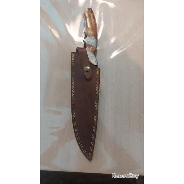 Coutau de chasse full tang