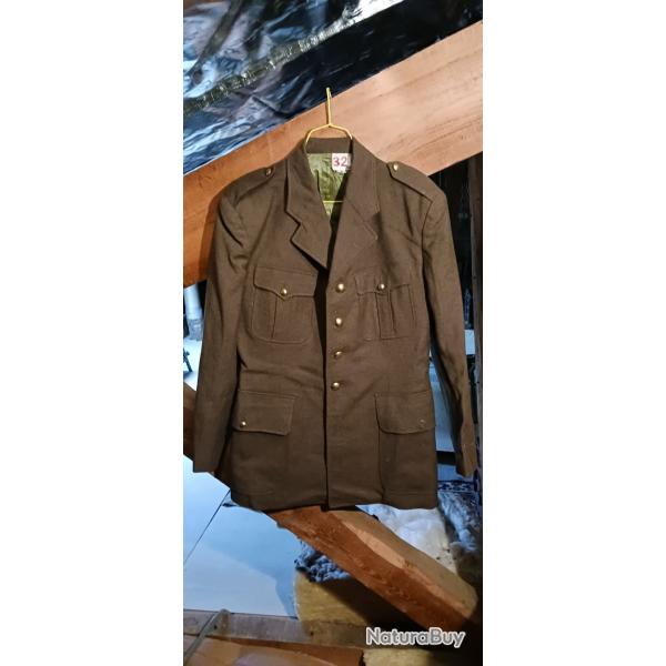Veste militaire de tenue de sortie ann�es 60.
