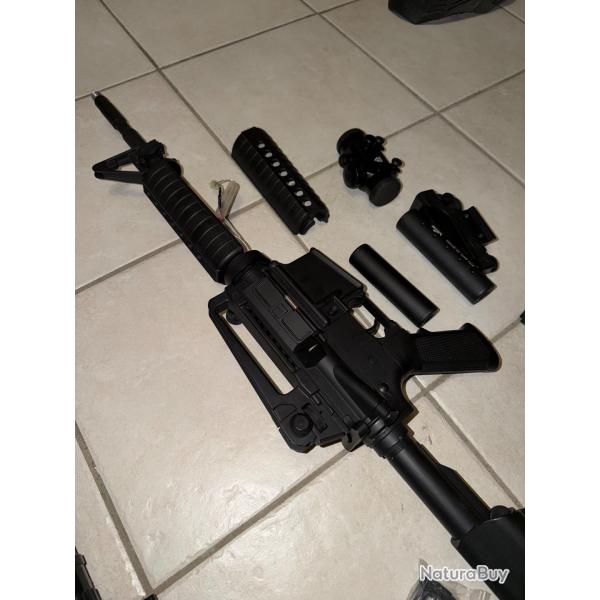 R�plique airsoft M4 full �quipement 1 joule 7 �lectrique