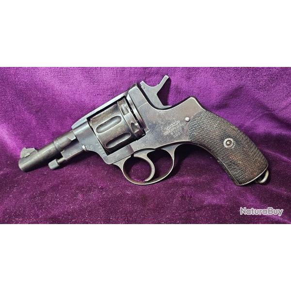 Revolver Nagant 1895 - Mod�le canon Court NKVD - Tula 1927 - Calibre 7,62 Nagant - Categorie B