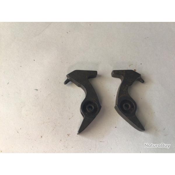 VENDU PAR LE-CUIRASSIER N�1 PAIRE DE CHIENS FUSIL VERNEY CARRON PIONNIER CAL 12