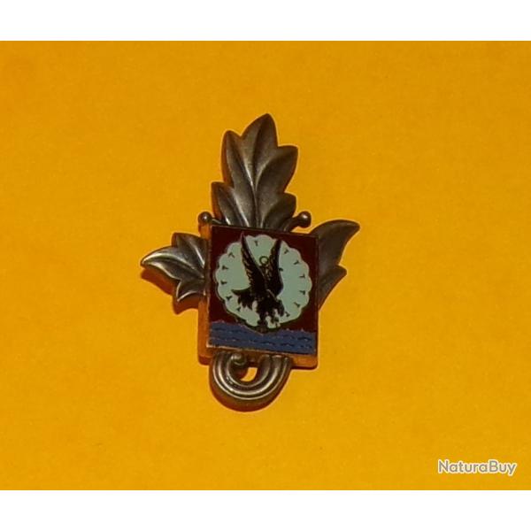 INSIGNE PARACHUTISTE :111� Section Ravitaillement Intendance, 11� D.P, 2 pontets , insigne de la 11