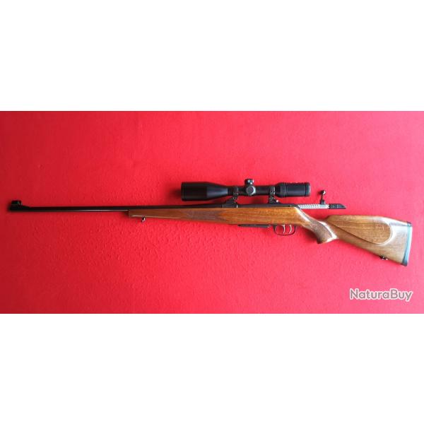 005752071  CARABINE  A  VERROU  KRICO  CALIBRE  300 WM  AVEC  UNE  LUNETTE  D'AFFUT  OU  D'APPROCHE