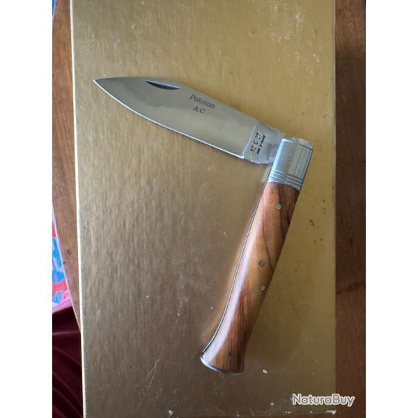 Couteau Le Poisson manche en Olivier