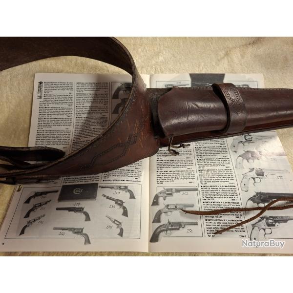 ceinturon avec hoster. western. revolver