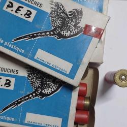 BOITE 10 CARTOUCHES MUNITIONS CHASSE P.E.B CALIBRE 20/70 PLOMB 3 fin 70'S Categorie C XX&egrave;