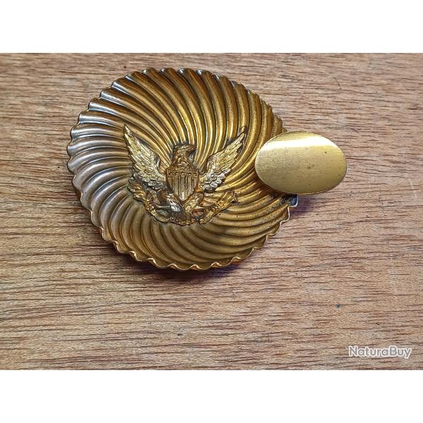 Belle reproduction en laiton d'un cendrier � d�cor d'aigle am�ricain