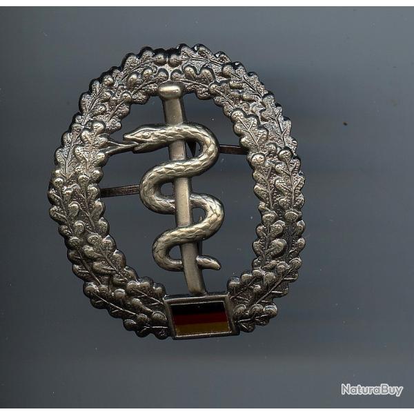 INSIGNE DE BERET ALLEMAND. V