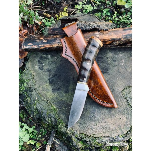 couteau de chasse d'artisan / manche en corne d'antilope / loupe d'acacia