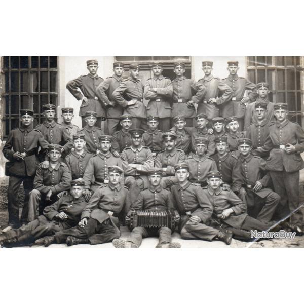 CPA -Photo - Un Groupe Soldats Allemands -N�4130