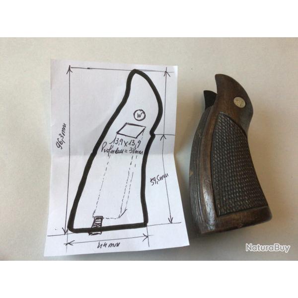 VENDU PAR LE-CUIRASSIER PLAQUETTES BOIS POUR REVOLVER W