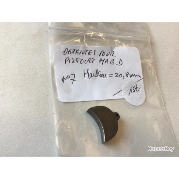 VENDU PAR LE-CUIRASSIER N�7 DETENTE POUR PISTOLET MAB D HAUTEUR 20,8 MM