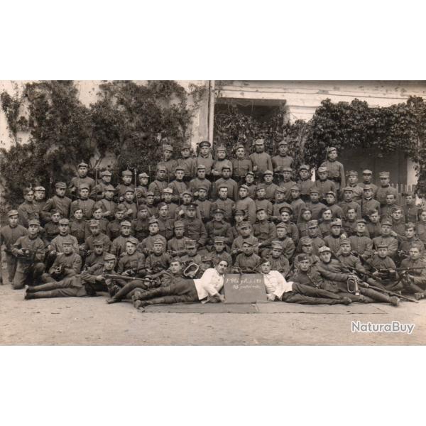 CPA -Photo - Un Groupe Soldats -N�4135