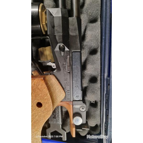 Pistolet CO� Feinwerkbau C254 droitier