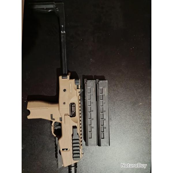 Kwa mp9 avec 2 chargeurs 48 billes.