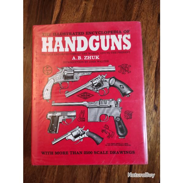 Lot 7 livres armes tout en anglais