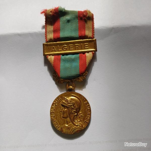 M�daille comm�morative des op�rations de s�curit� et de maintien de l'ordre