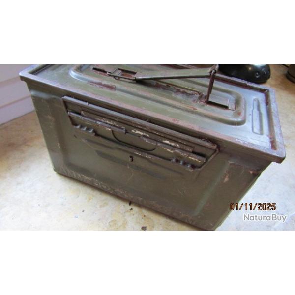 caisse 2�type  mitrailleuse Browning 12.7 cal 50 deuxi�me guerre ww2 US army seconde USA GI United