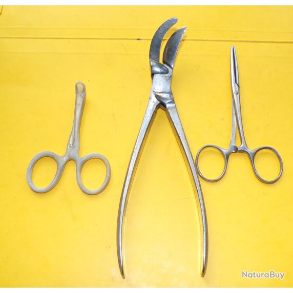 SERVICE DE SANTE : OUTIL MEDICAL LOT DE 2 PINCES ET 1 CISAILLE POUR OPERATION ,BON ETAT  VOIR PHOTOS